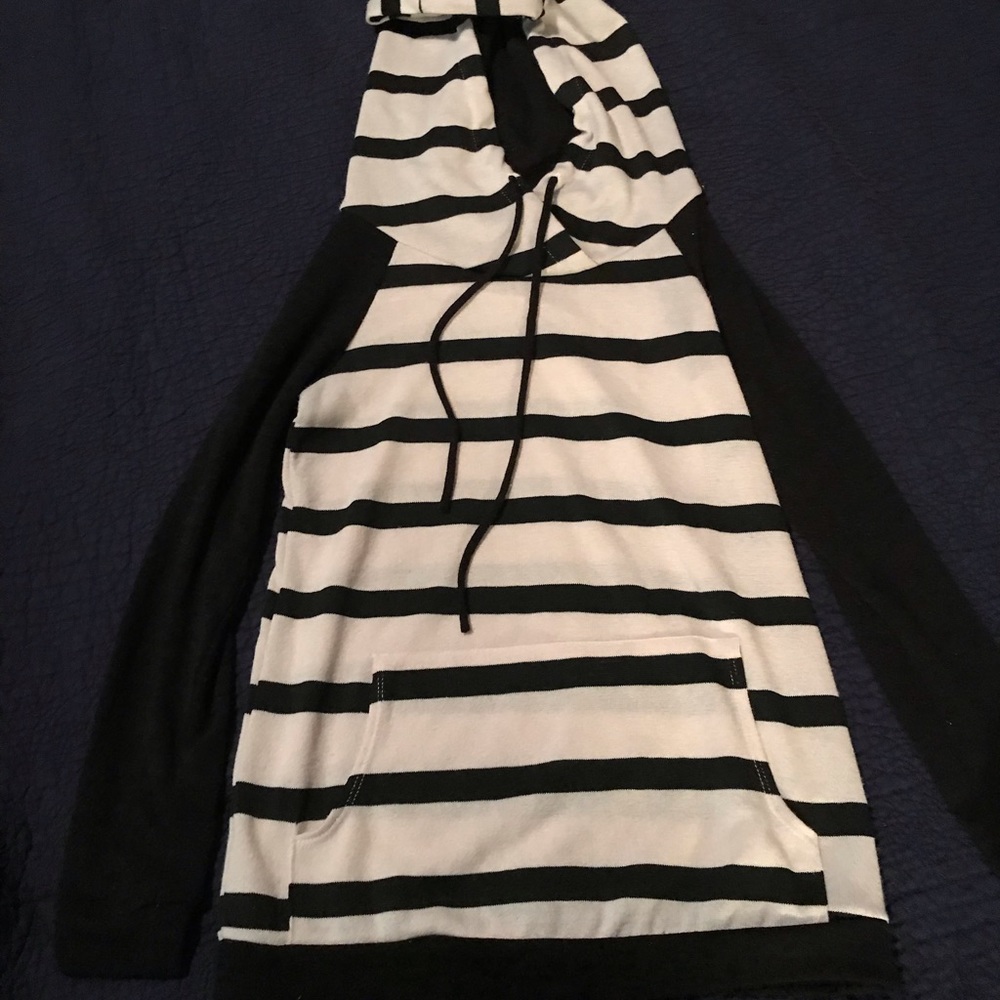 Women’s pullover